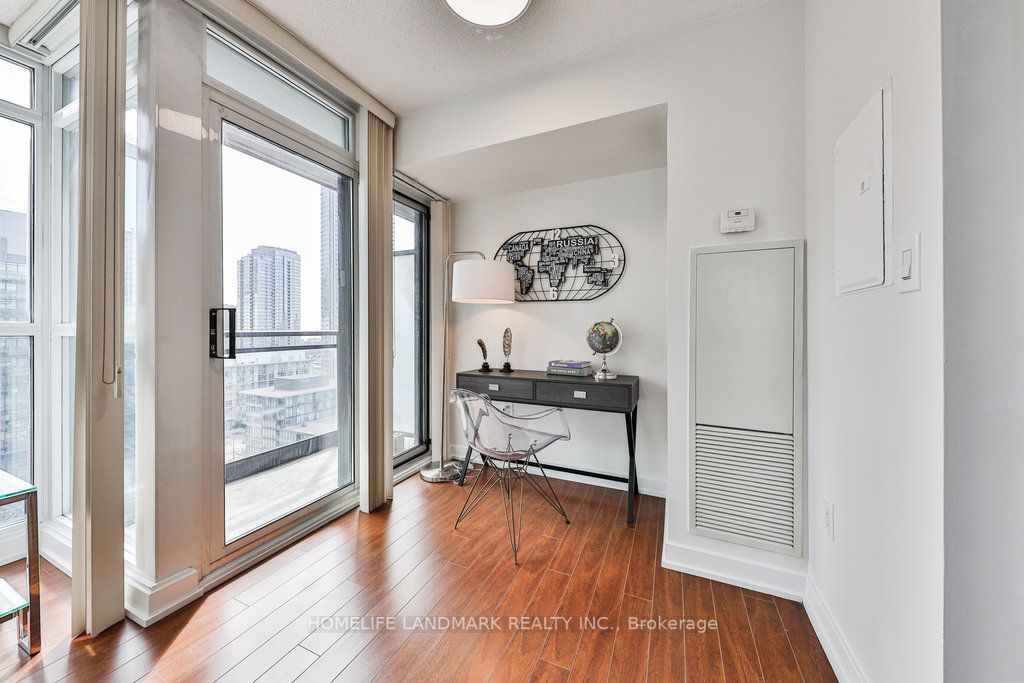8 Telegram Mews, #1607
