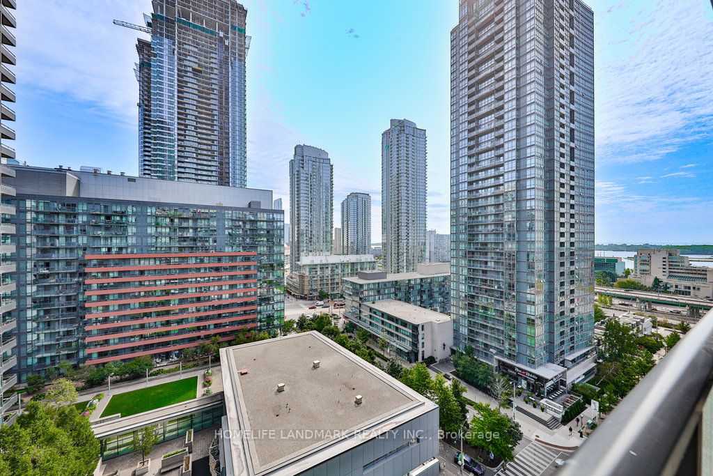 8 Telegram Mews, #1607