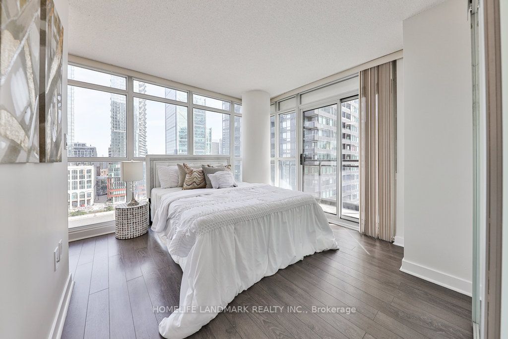 8 Telegram Mews, #1607