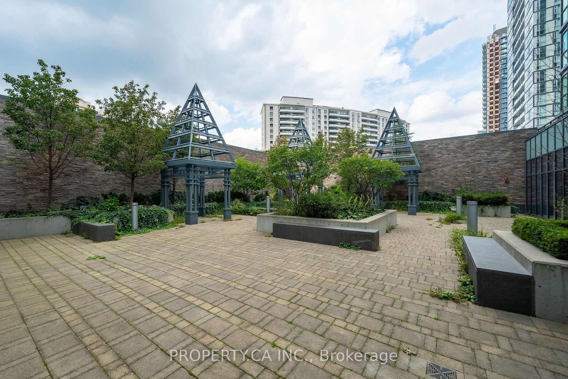 5168 Yonge St, #2515