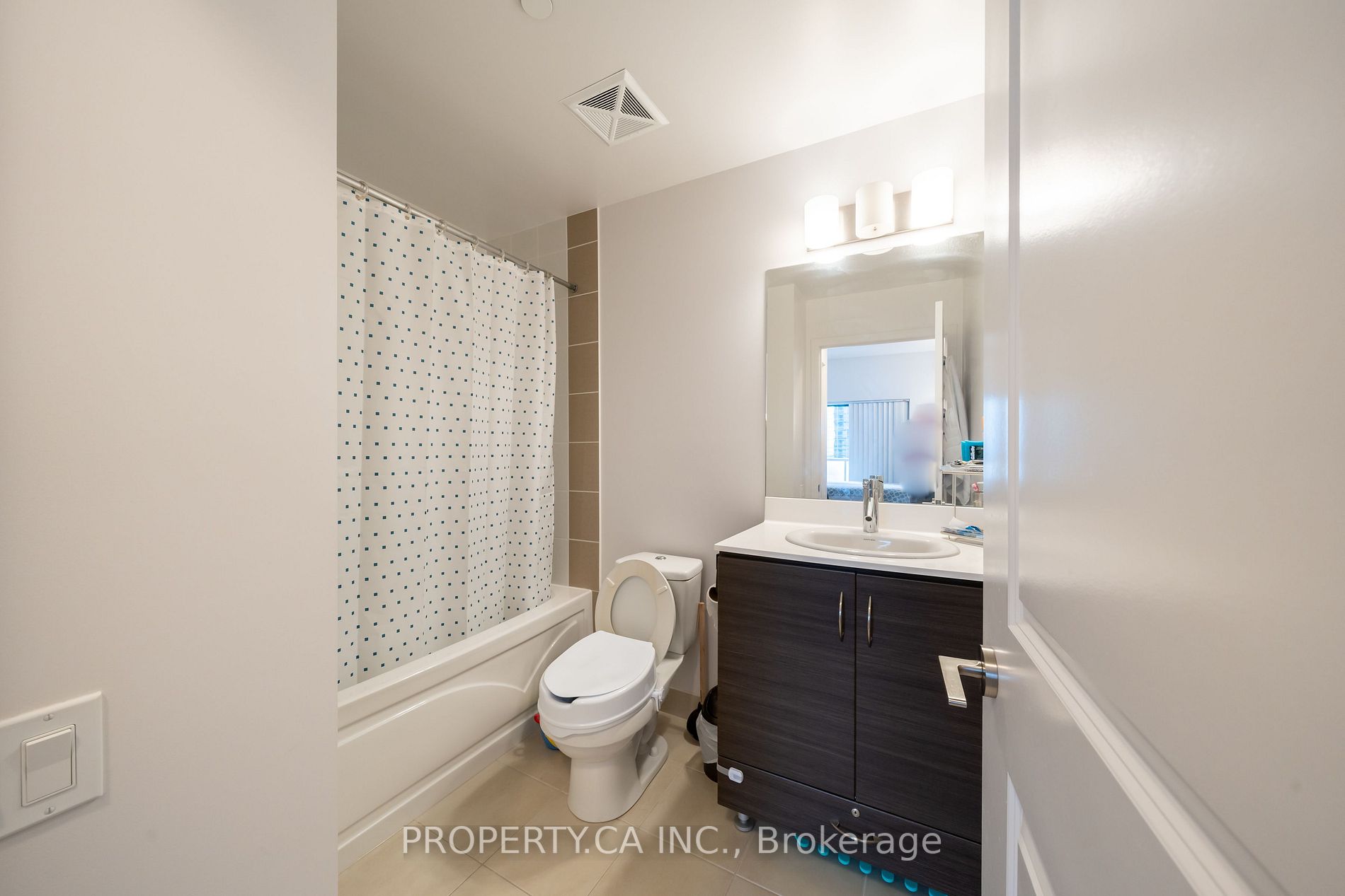 5168 Yonge St, #2515