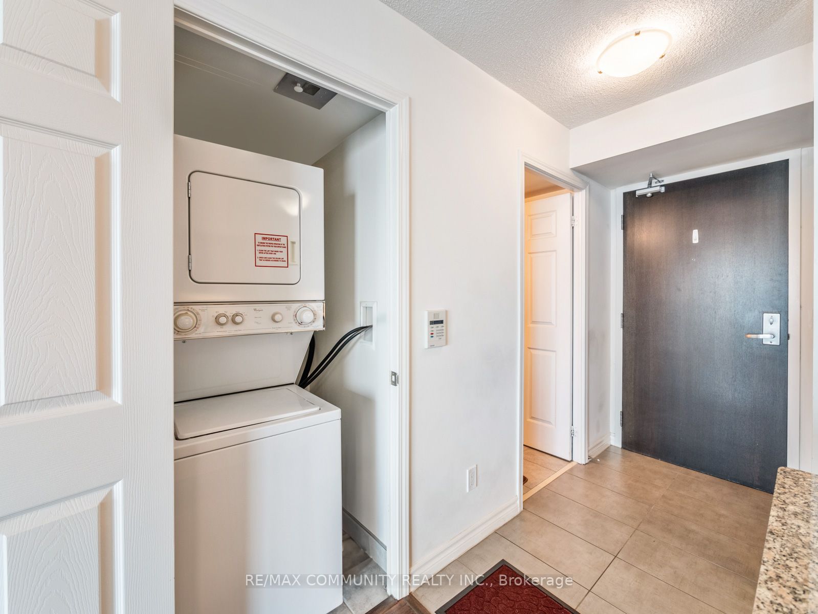 19 Grand Trunk Cres, #3612