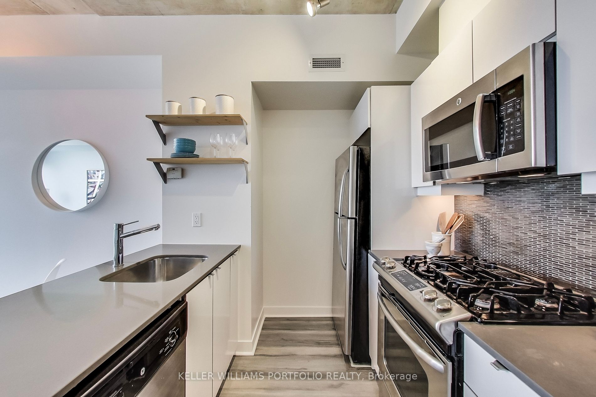127 Queen Street E #507