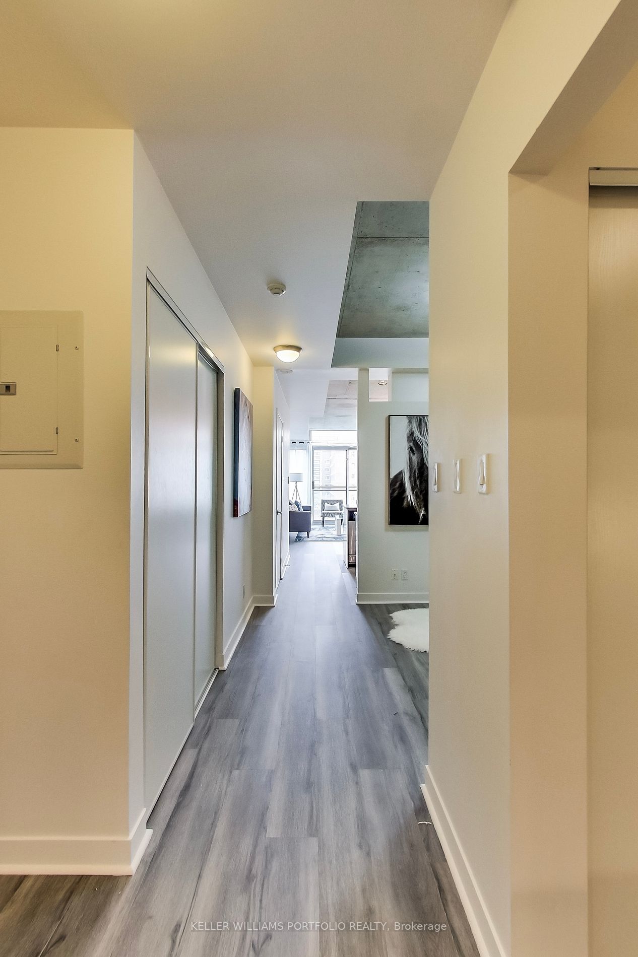 127 Queen Street E #507