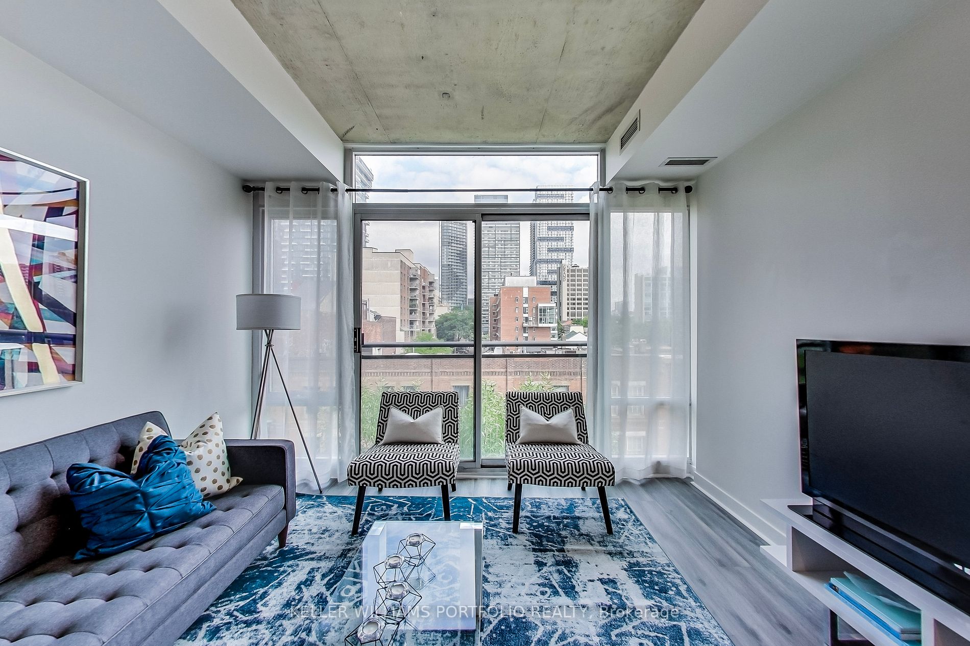 127 Queen Street E #507