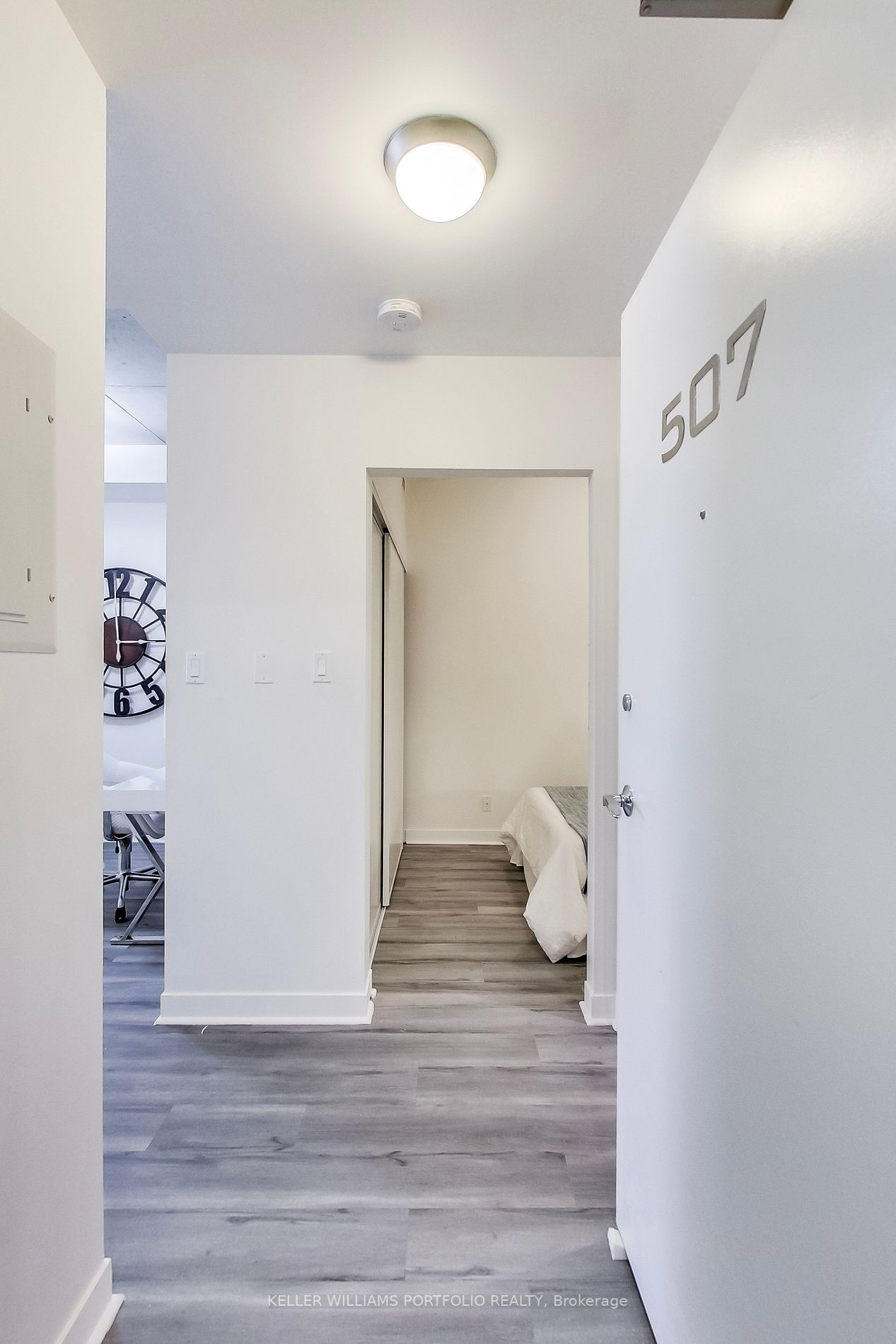 127 Queen Street E #507