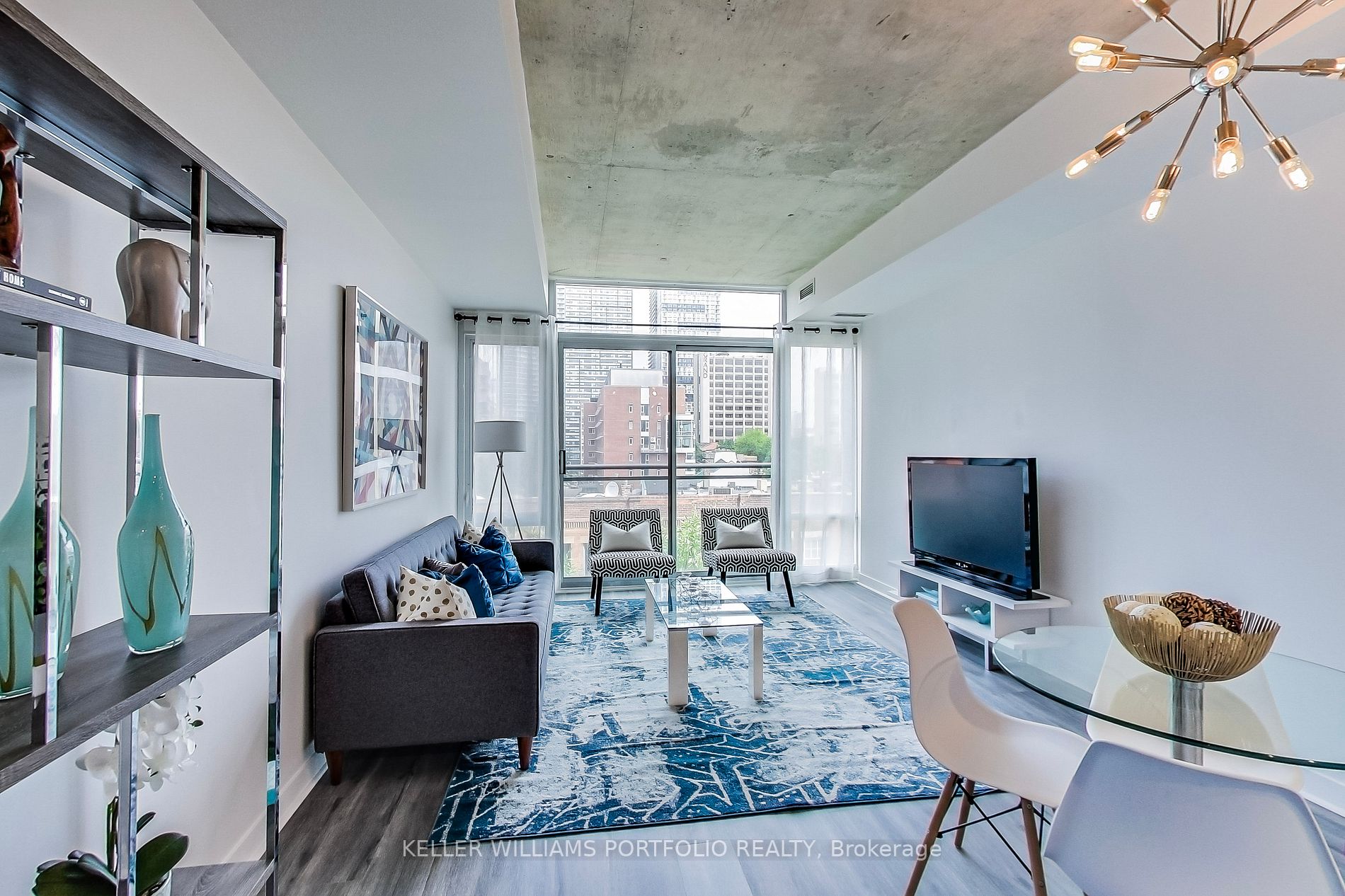 127 Queen Street E #507