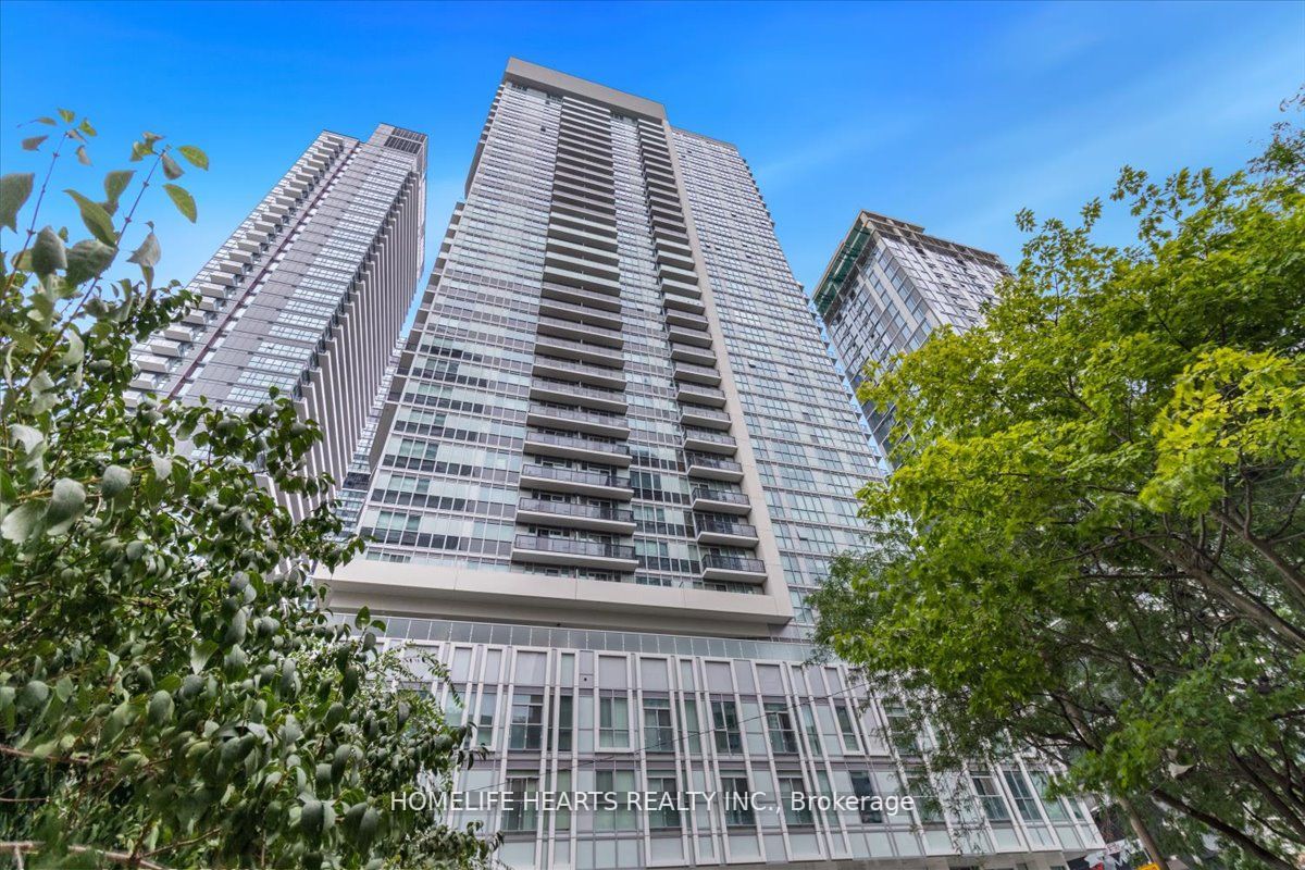 77 Mutual St, #3104