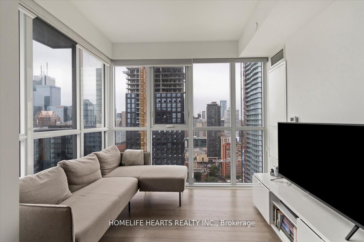 77 Mutual St, #3104