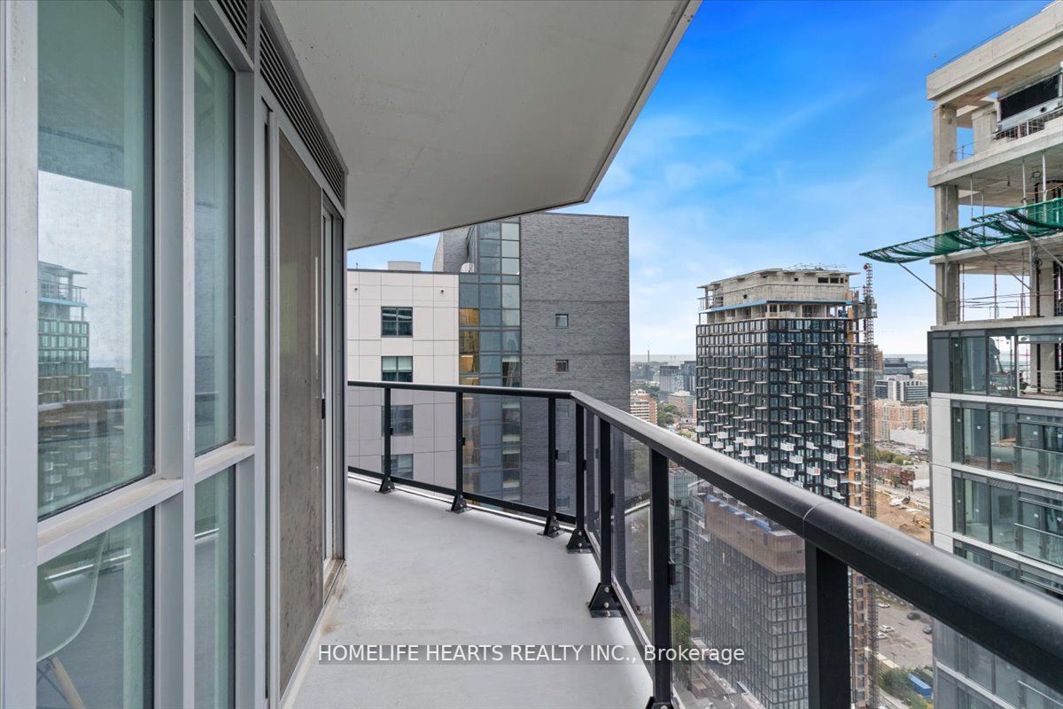 77 Mutual St, #3104