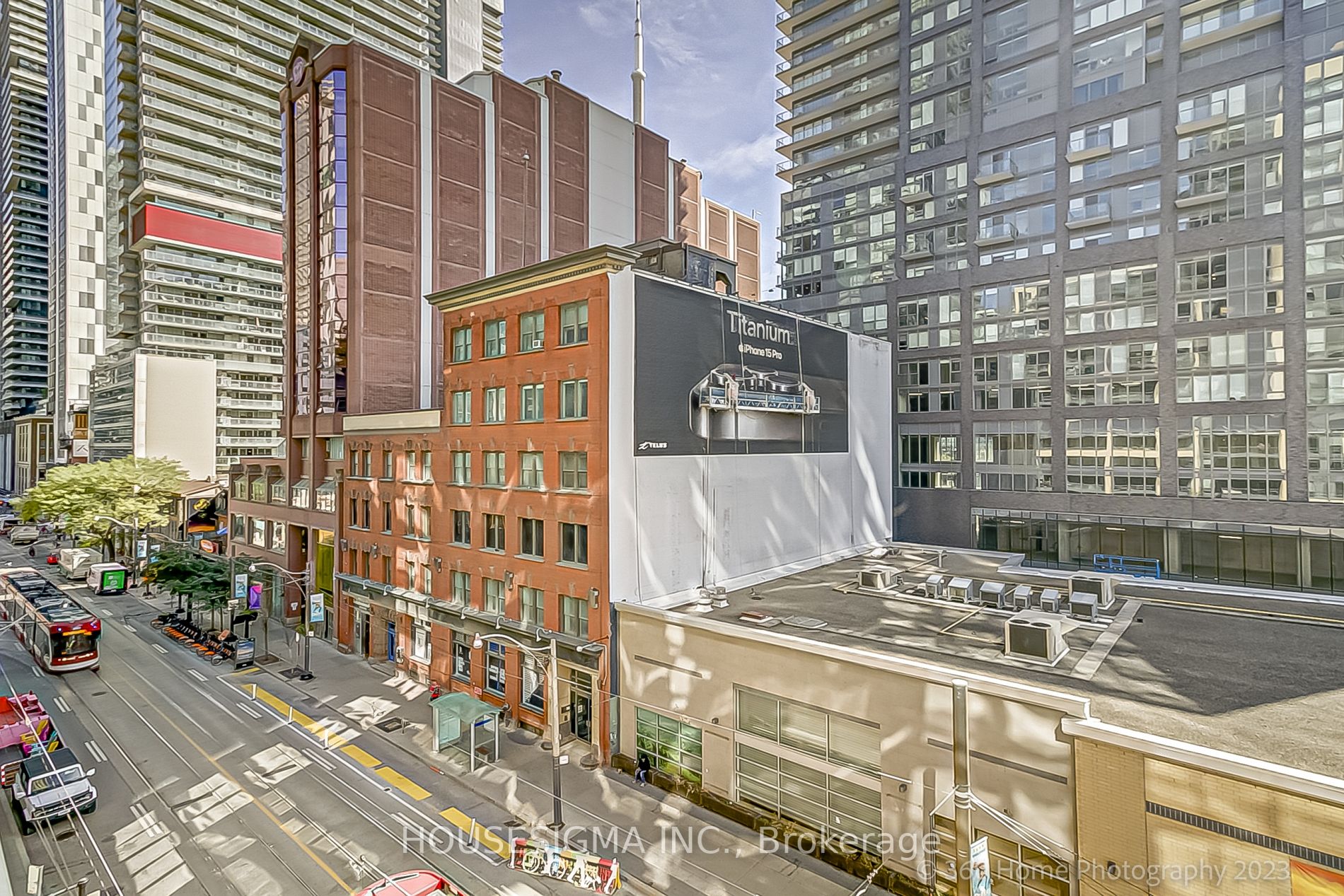 438 King St W, #512