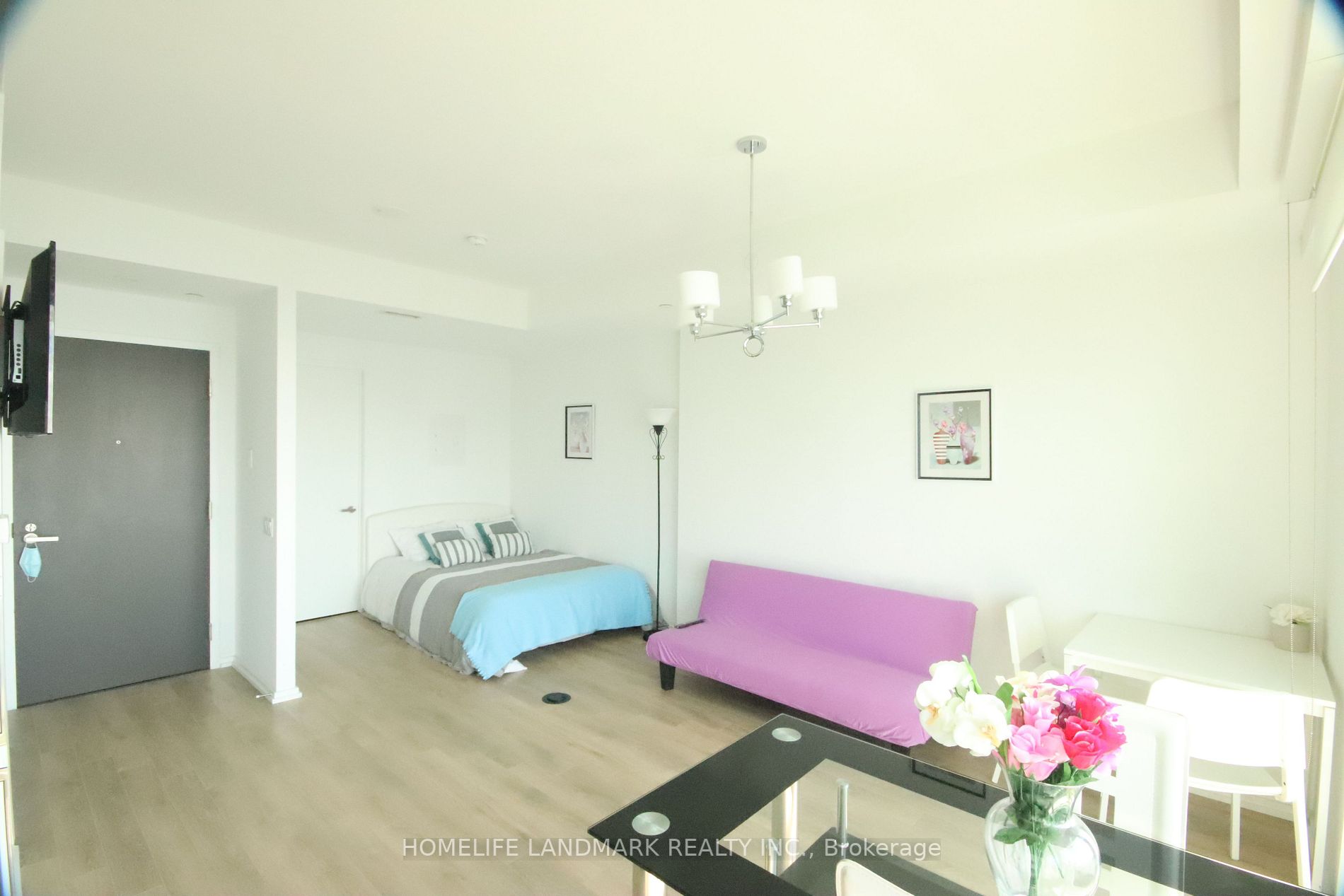 197 Yonge St, #5508