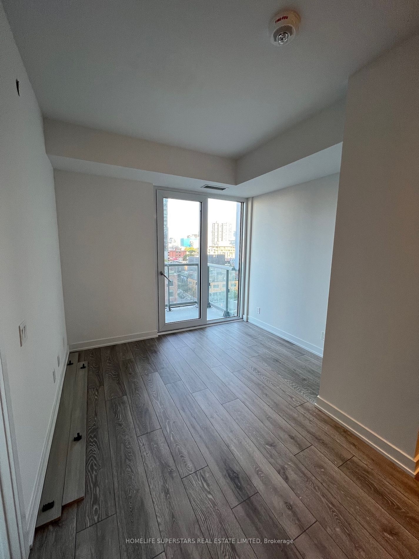 108 Peter St, #826