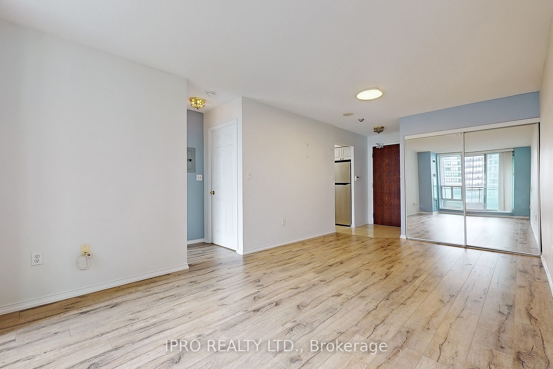 3 Pemberton Ave, #1205