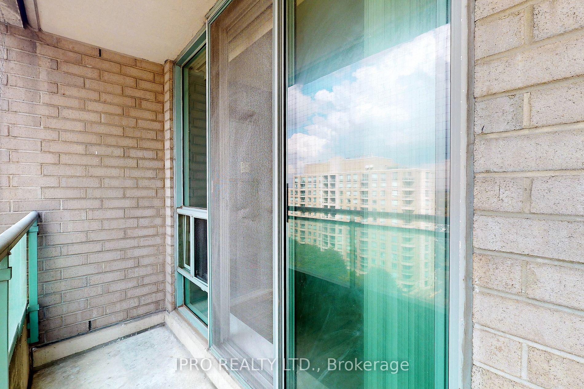 3 Pemberton Ave, #1205