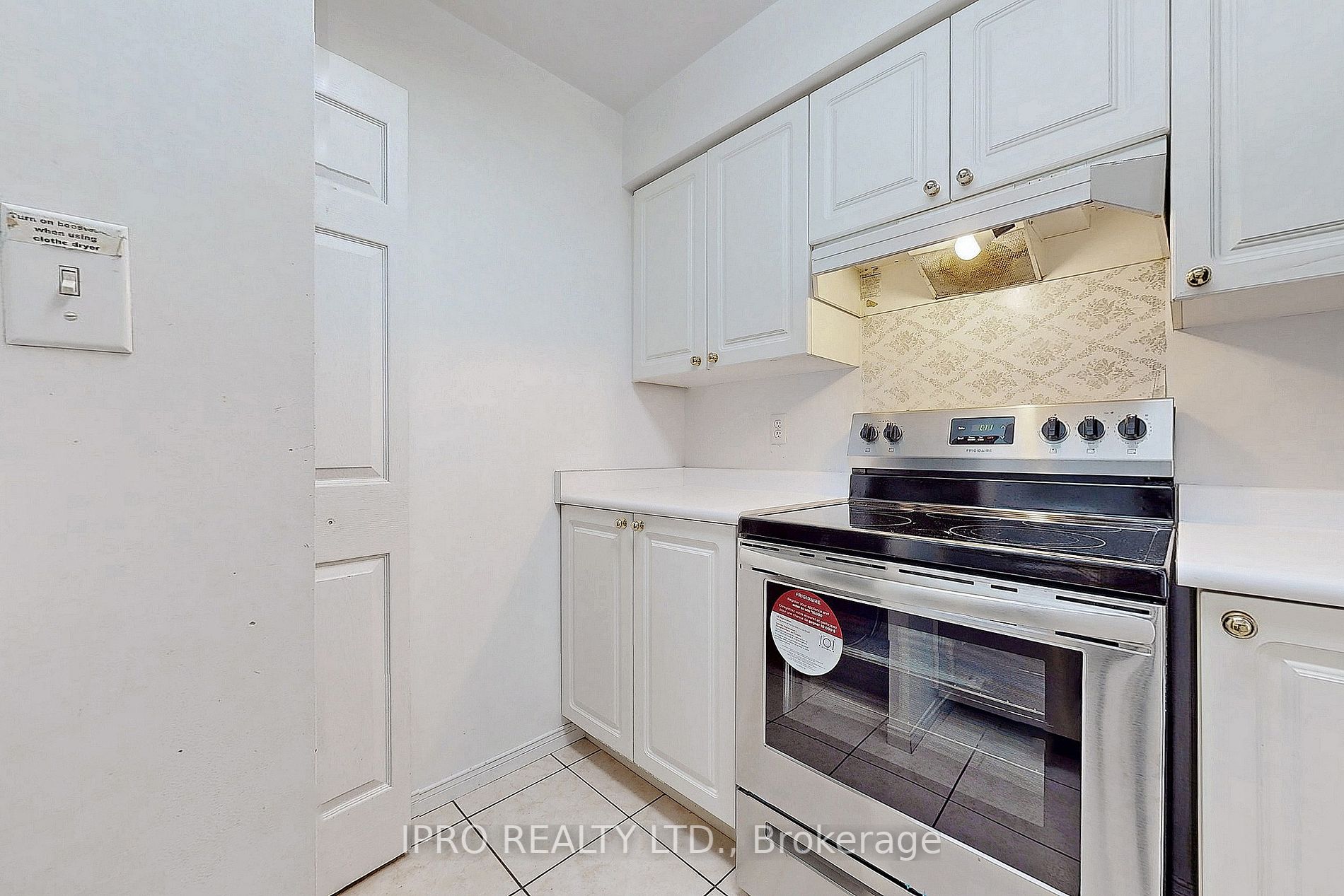 3 Pemberton Ave, #1205