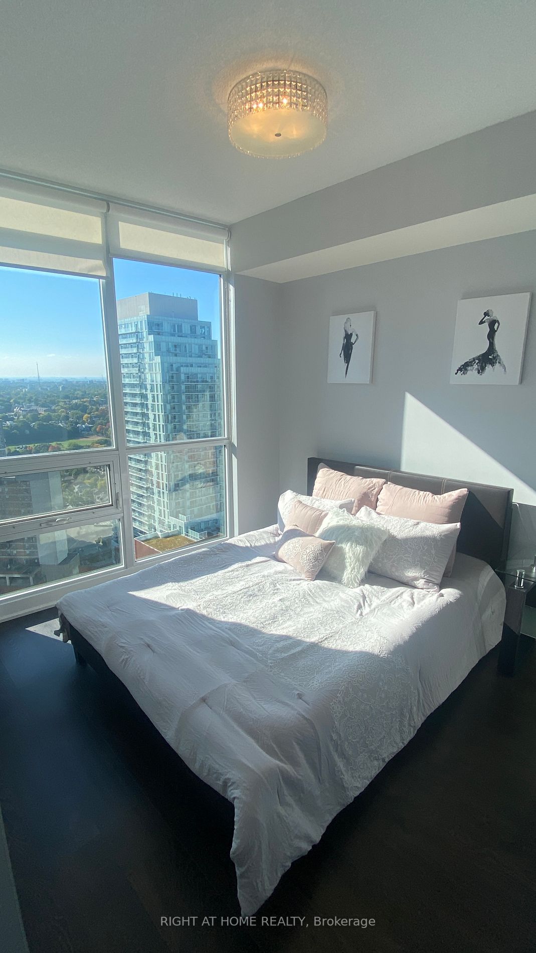 30 Roehampton Ave, #3002