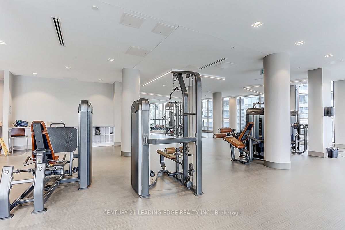 38 Forest Manor Rd, #506