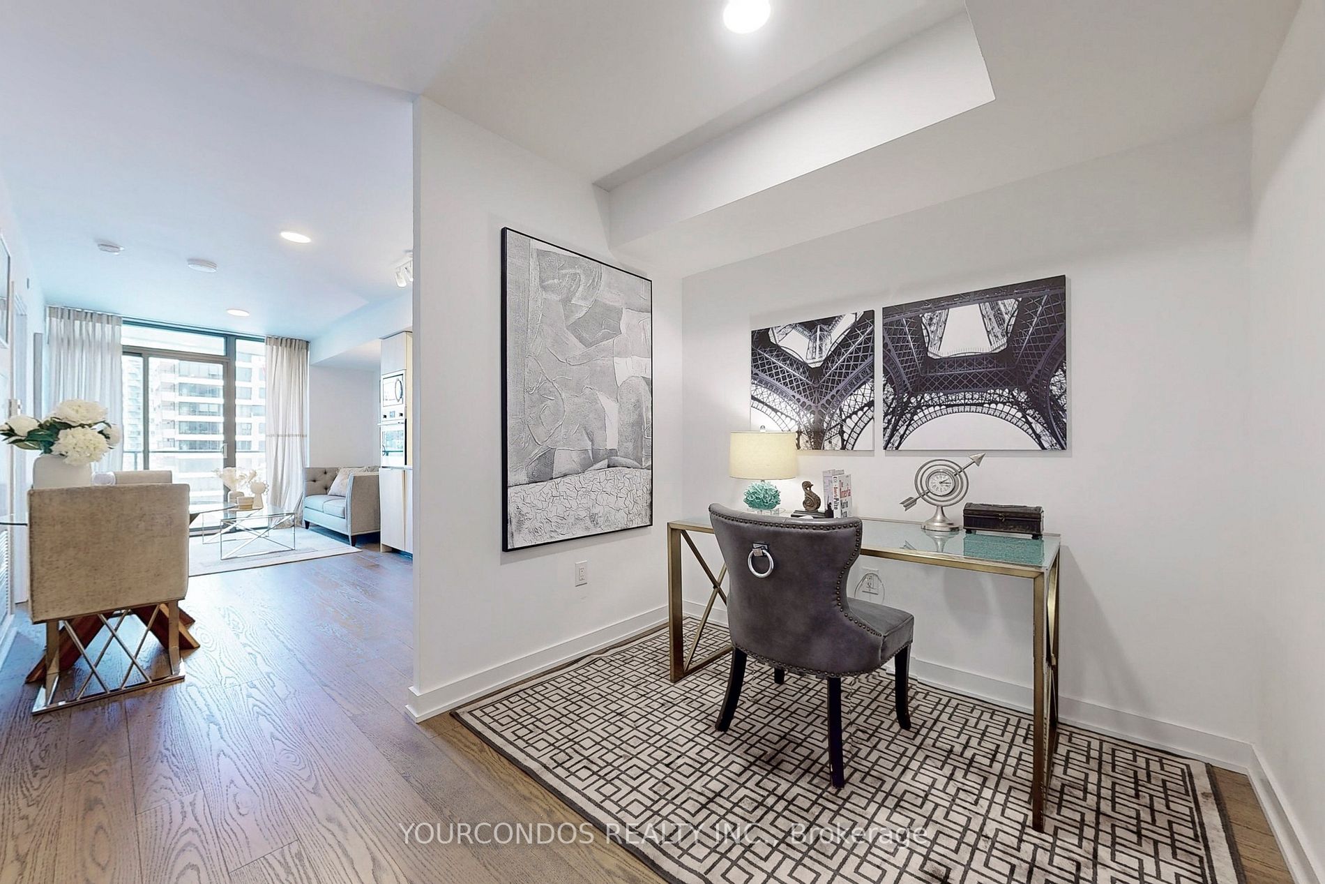 11 Wellesley St W, #2009
