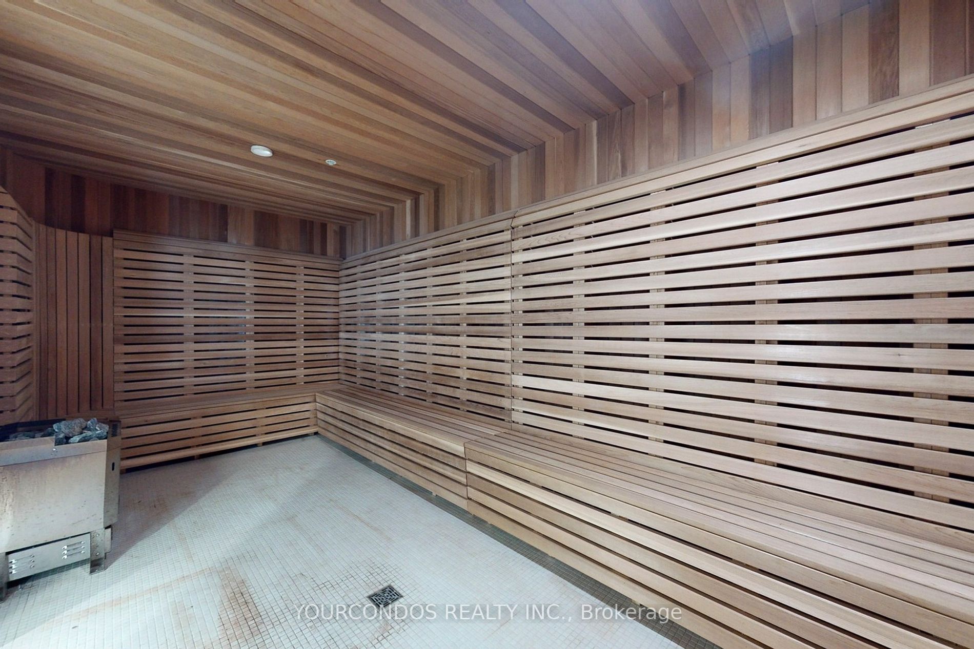 11 Wellesley St W, #2009