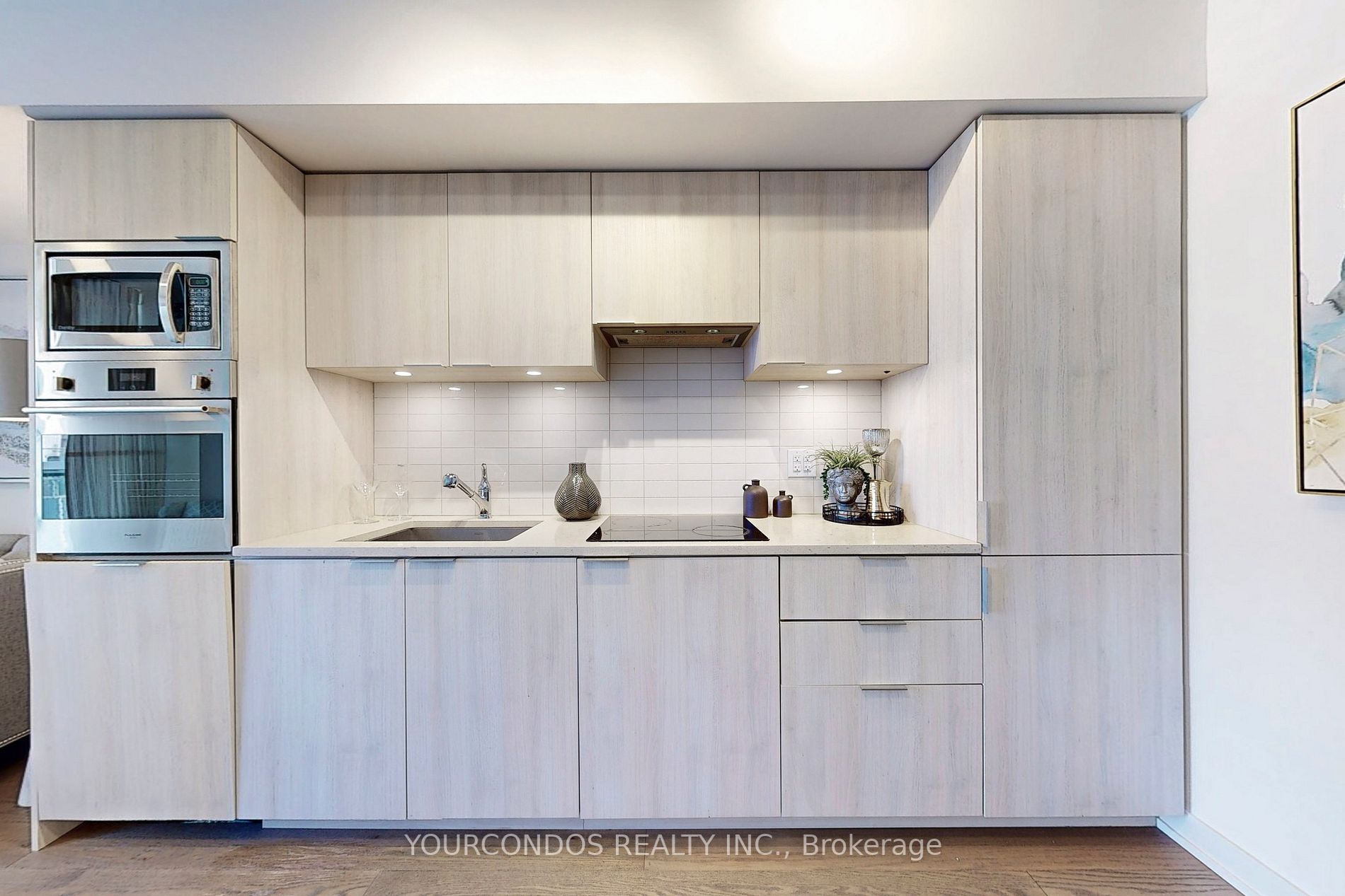 11 Wellesley St W, #2009