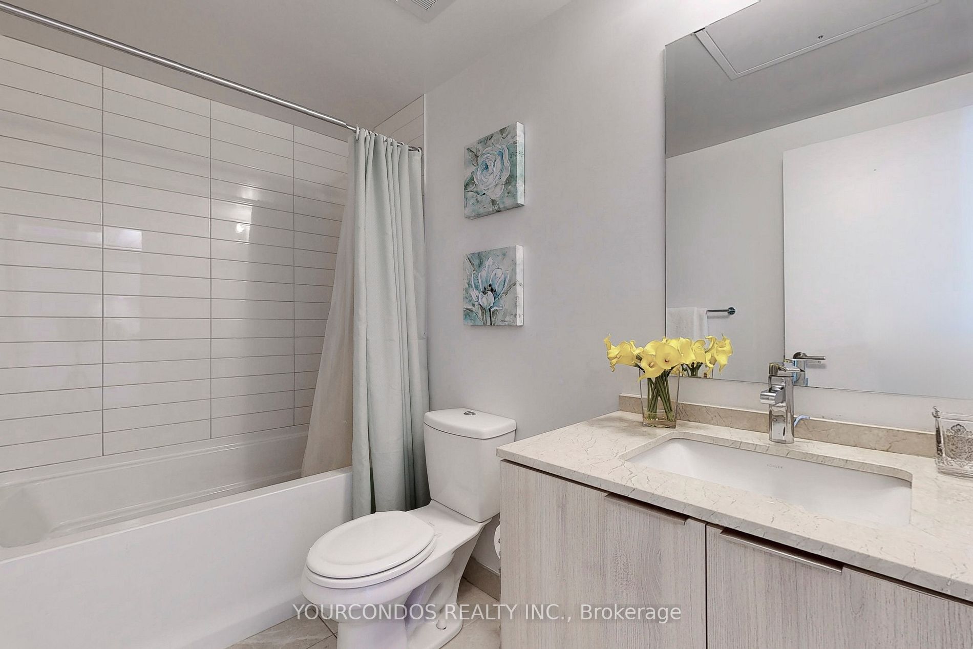 11 Wellesley St W, #2009