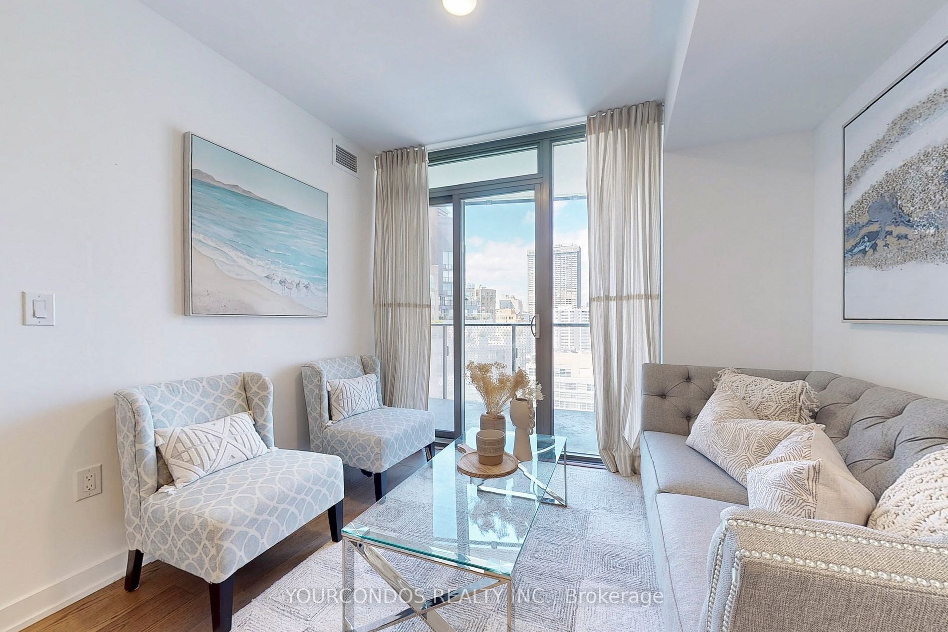 11 Wellesley St W, #2009