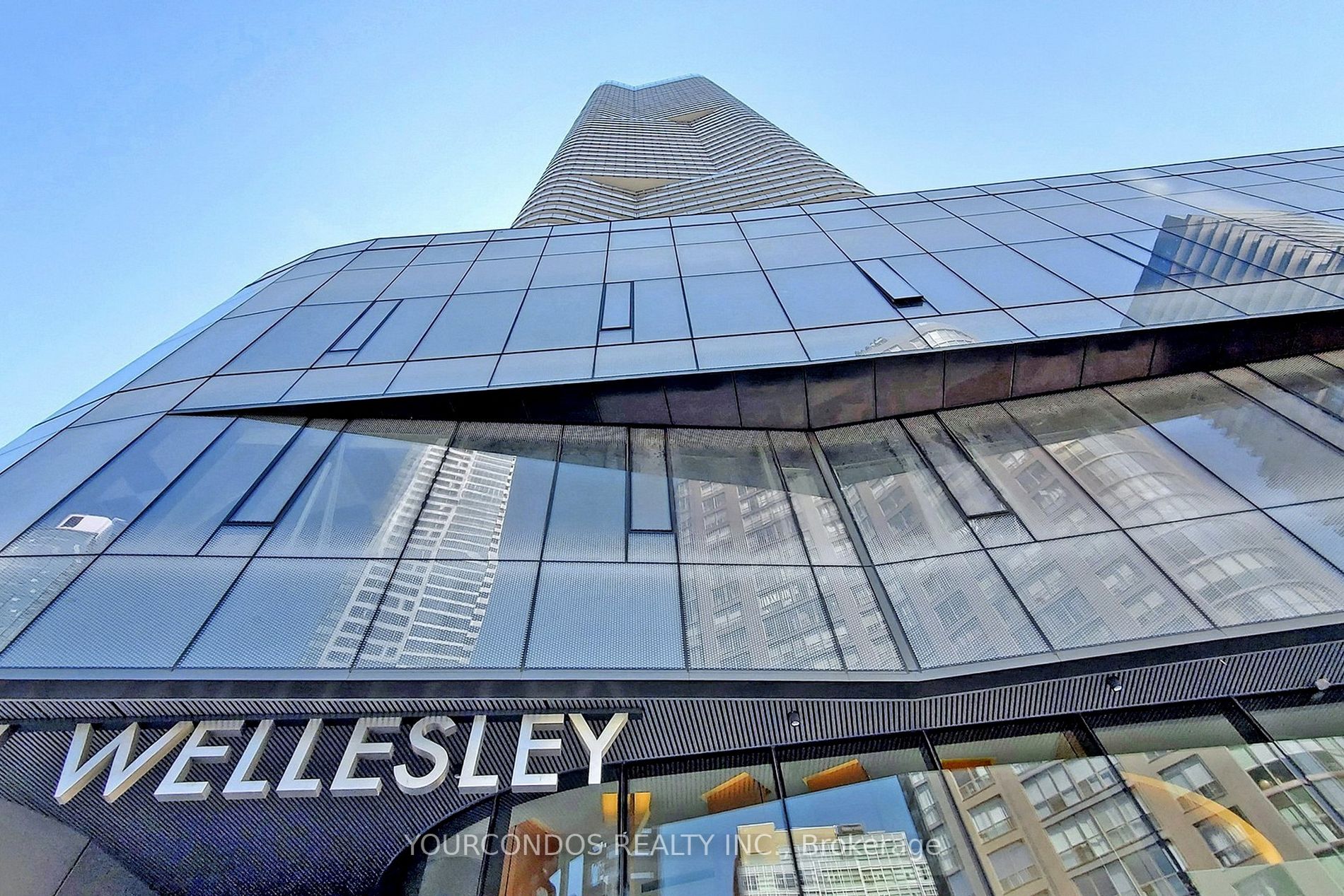 11 Wellesley St W, #2009