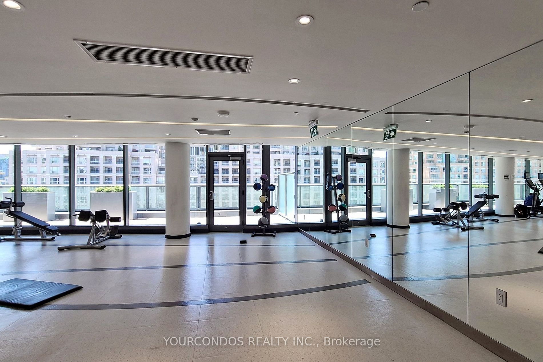 11 Wellesley St W, #2009