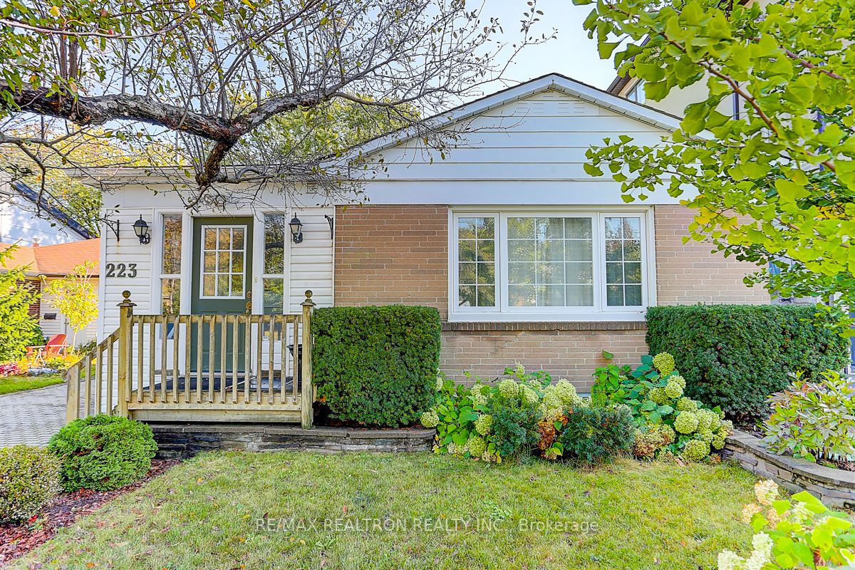 223 Willowdale Avenue