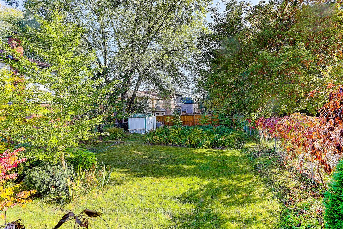223 Willowdale Avenue