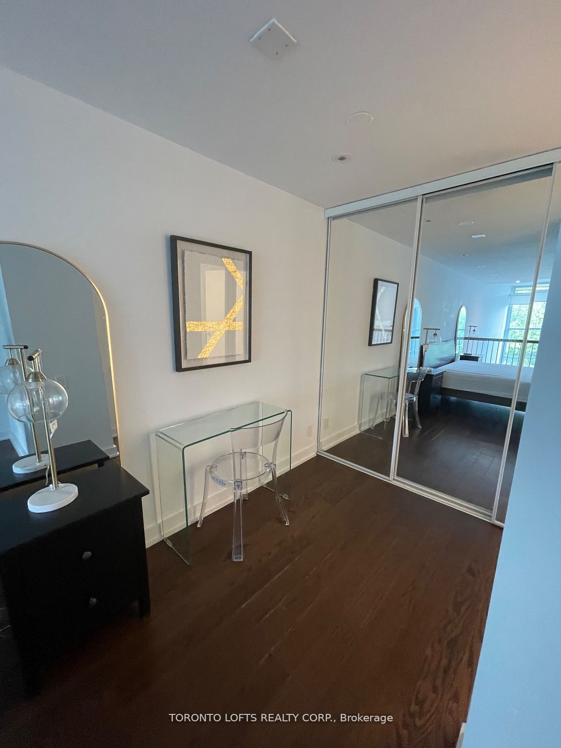 5 Hanna Avenue #108