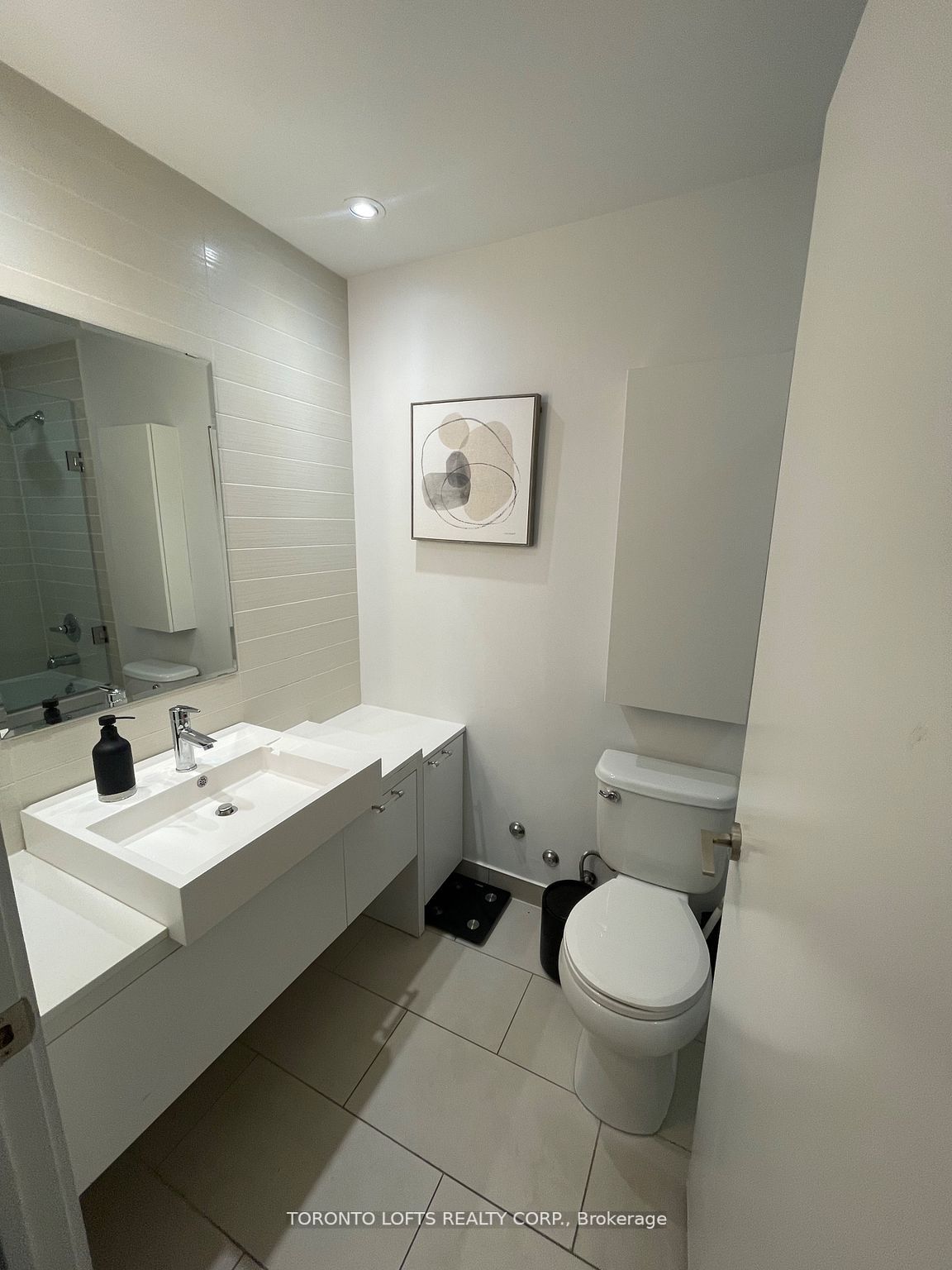 5 Hanna Avenue #108