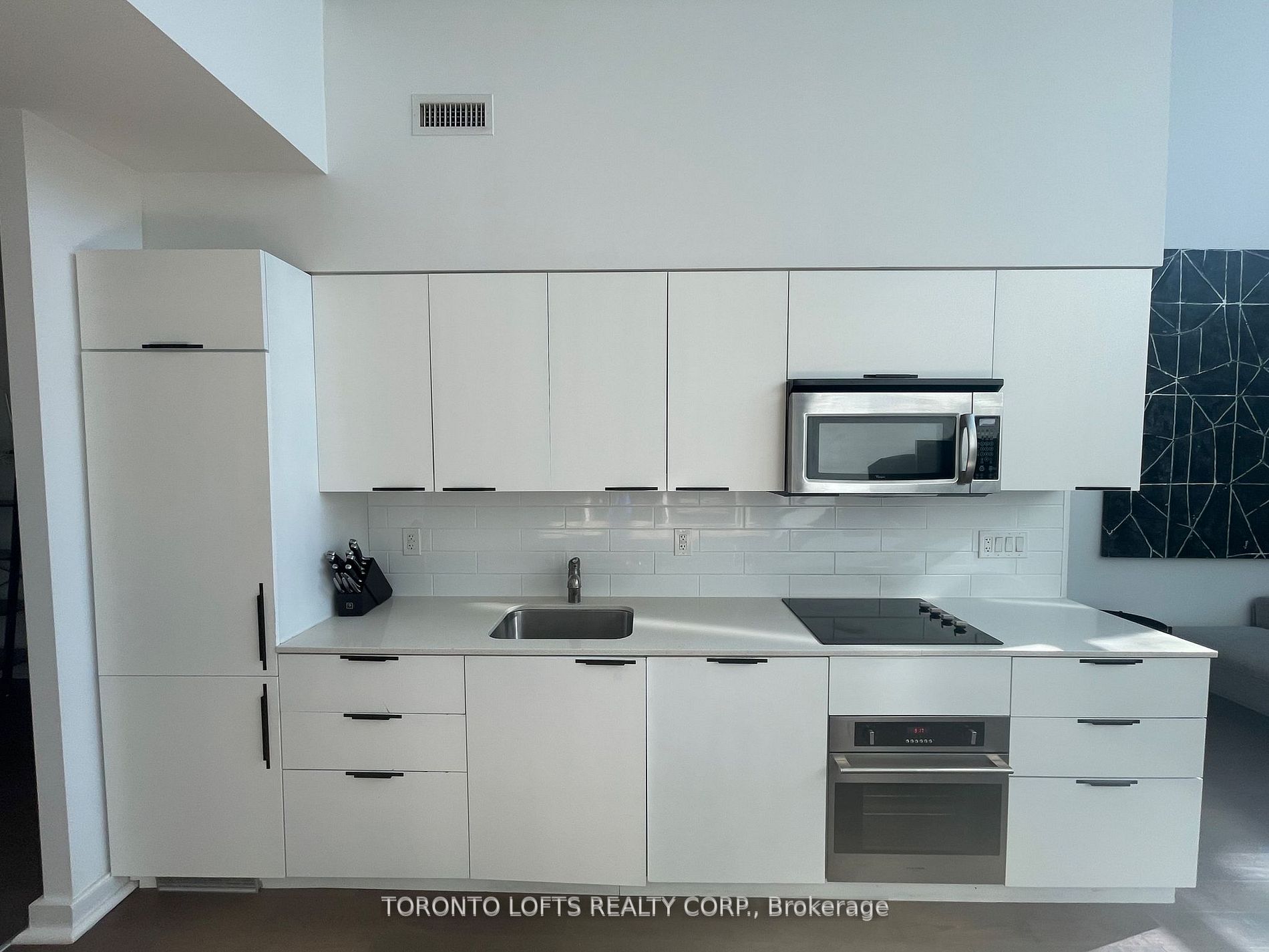 5 Hanna Avenue #108