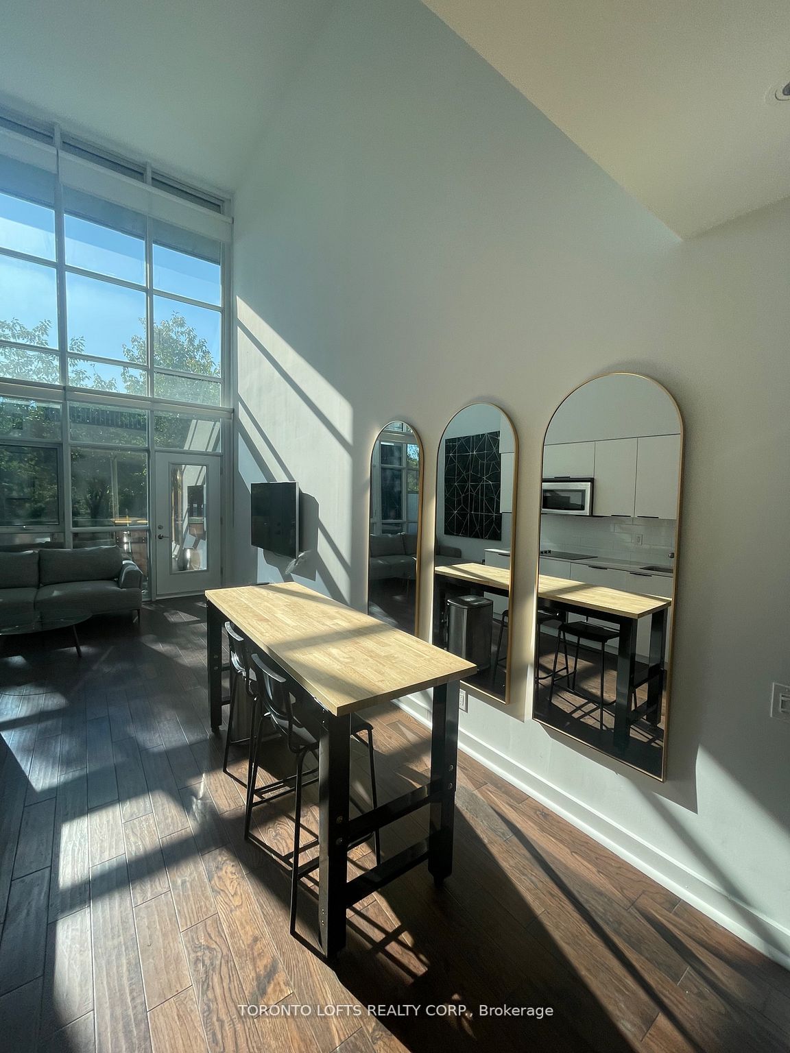 5 Hanna Avenue #108