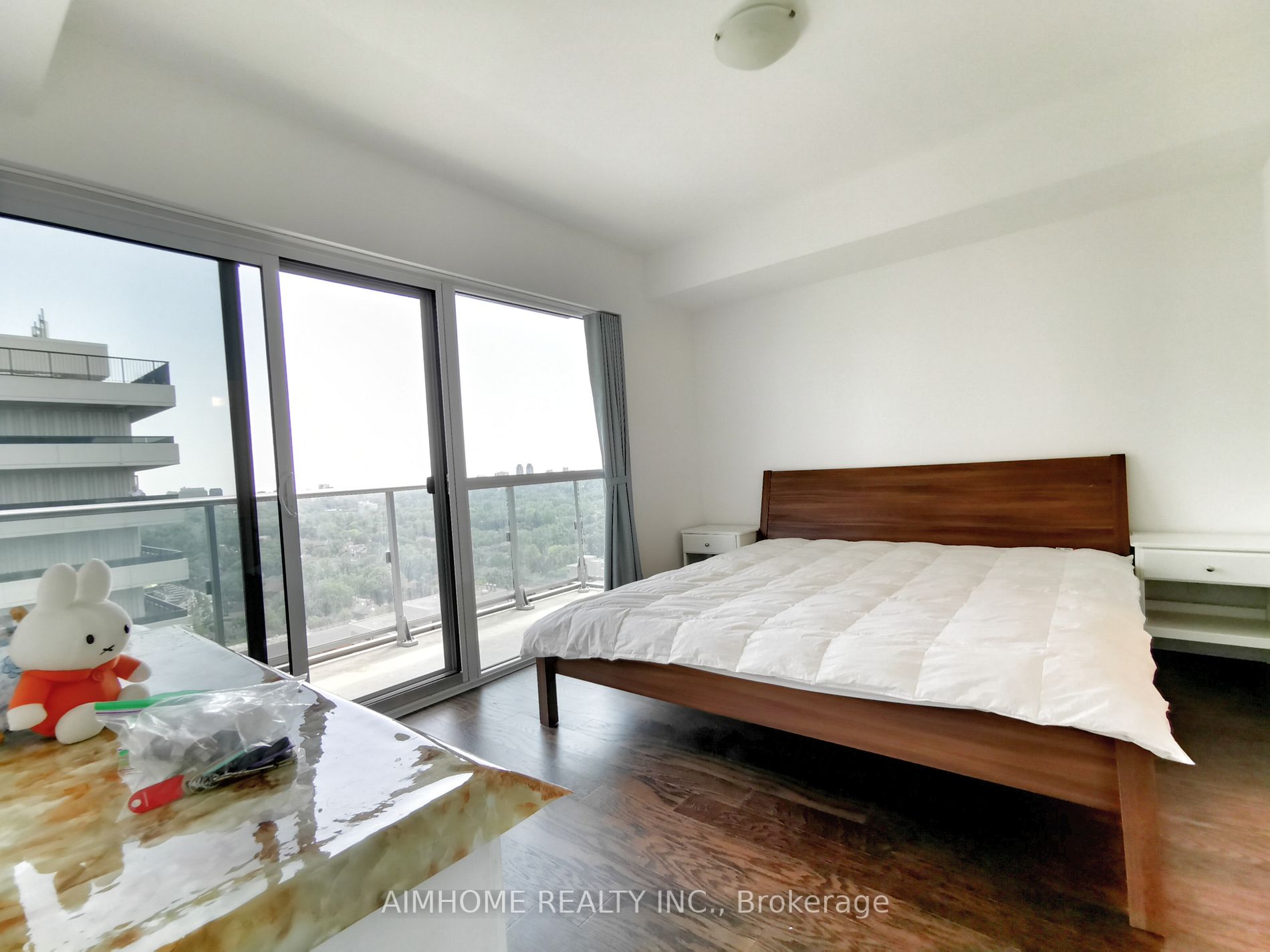 58 Orchard View Blvd, #2007