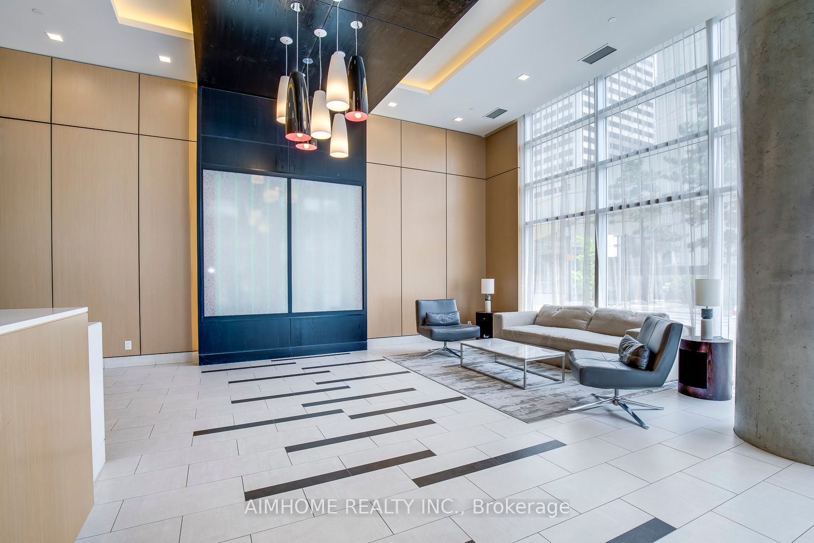58 Orchard View Blvd, #2007