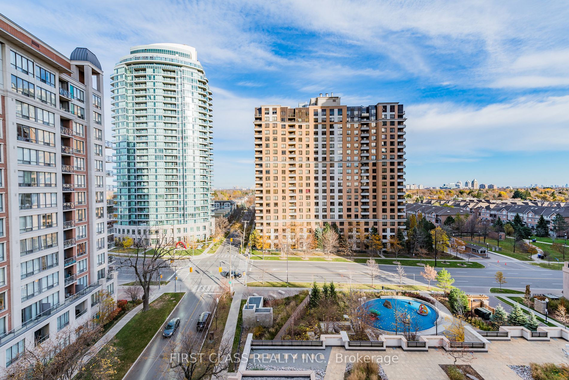 500 Doris Ave N, #921