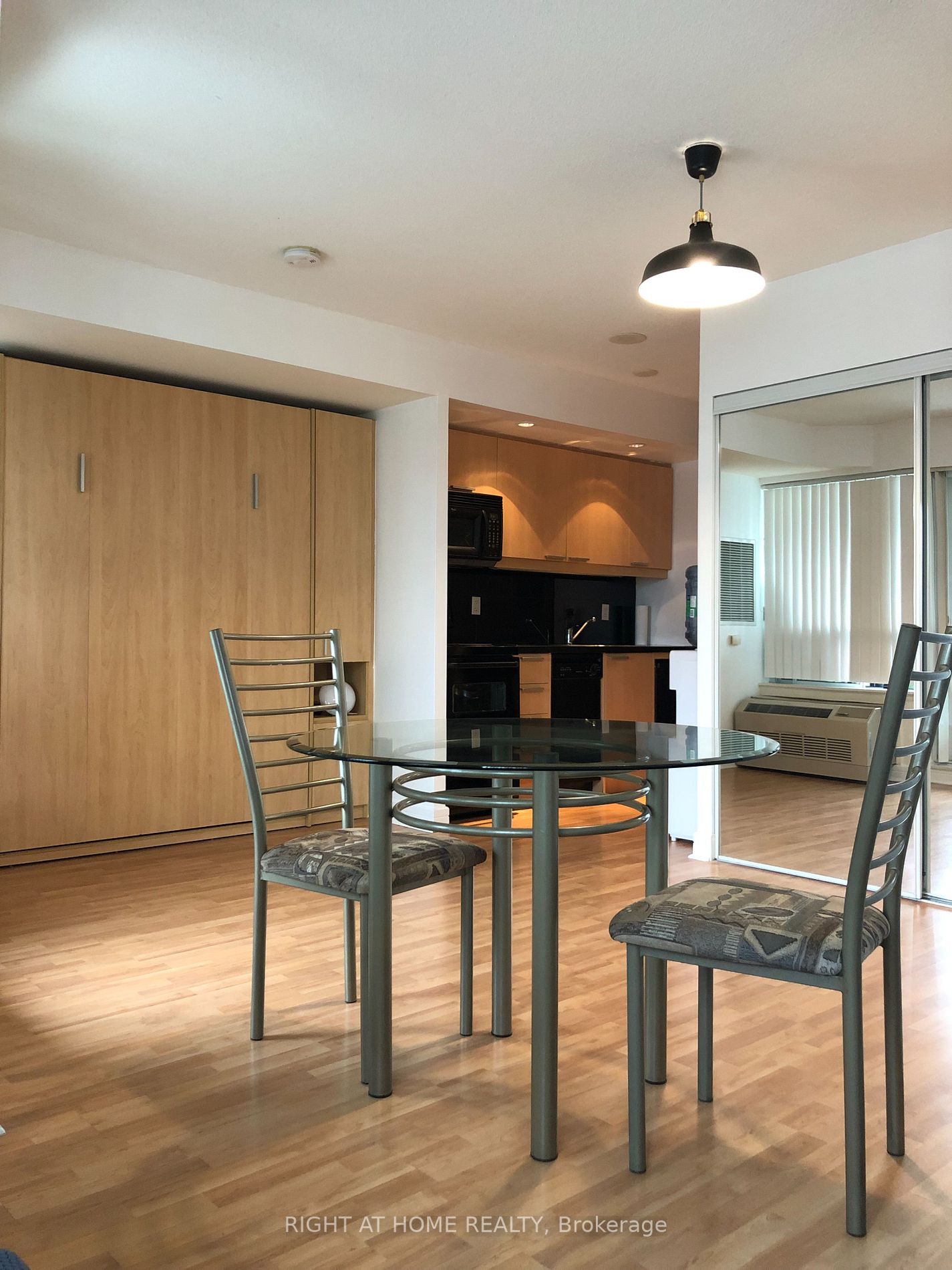 19 Avondale Avenue, #210