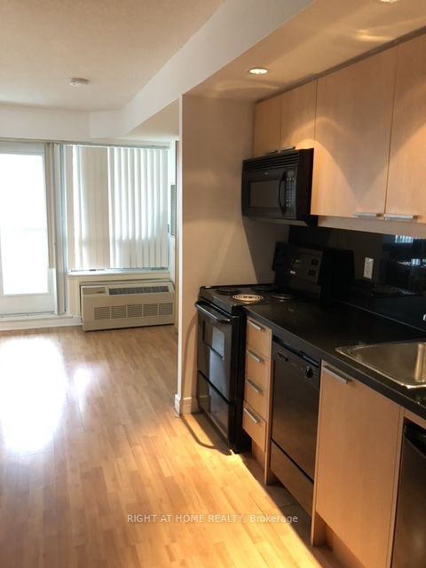 19 Avondale Avenue, #210