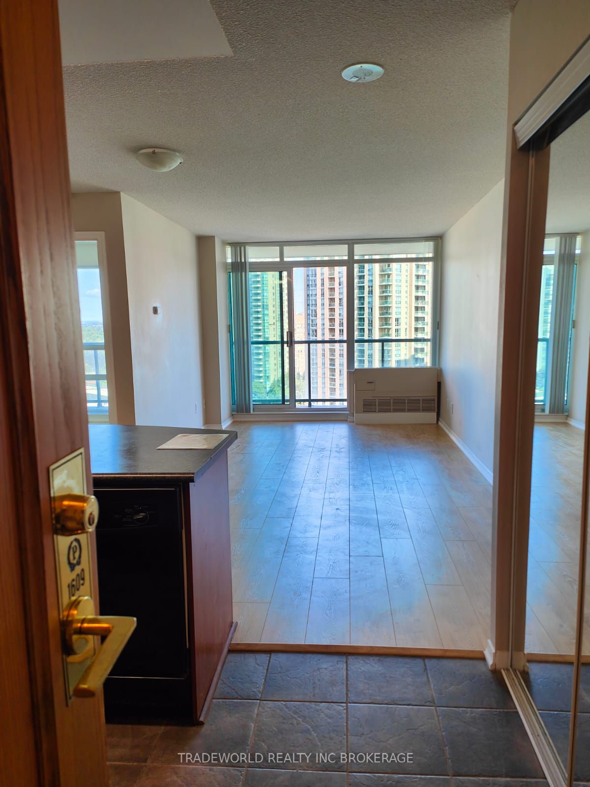 5508 Yonge St, #1609
