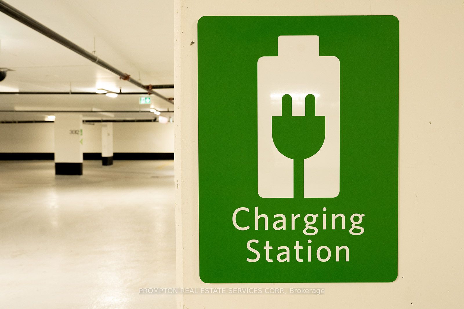 95 Mcmahon Dr, #3708