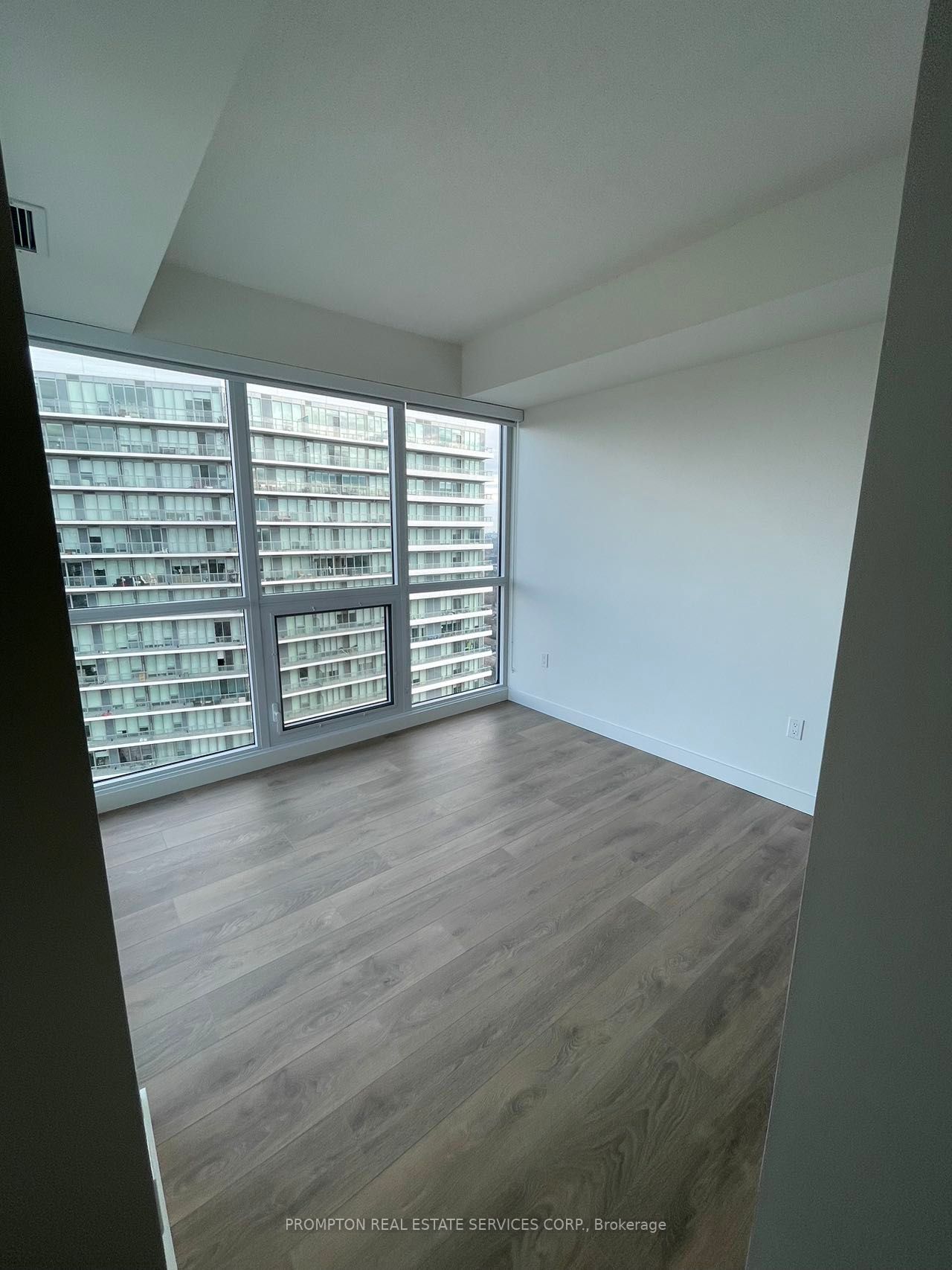 95 Mcmahon Dr, #3708