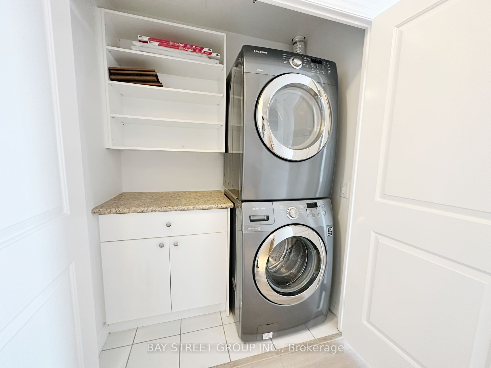 30 Herons Hill Way, #2207