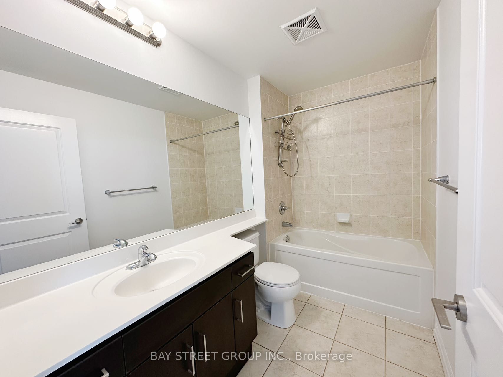 30 Herons Hill Way, #2207