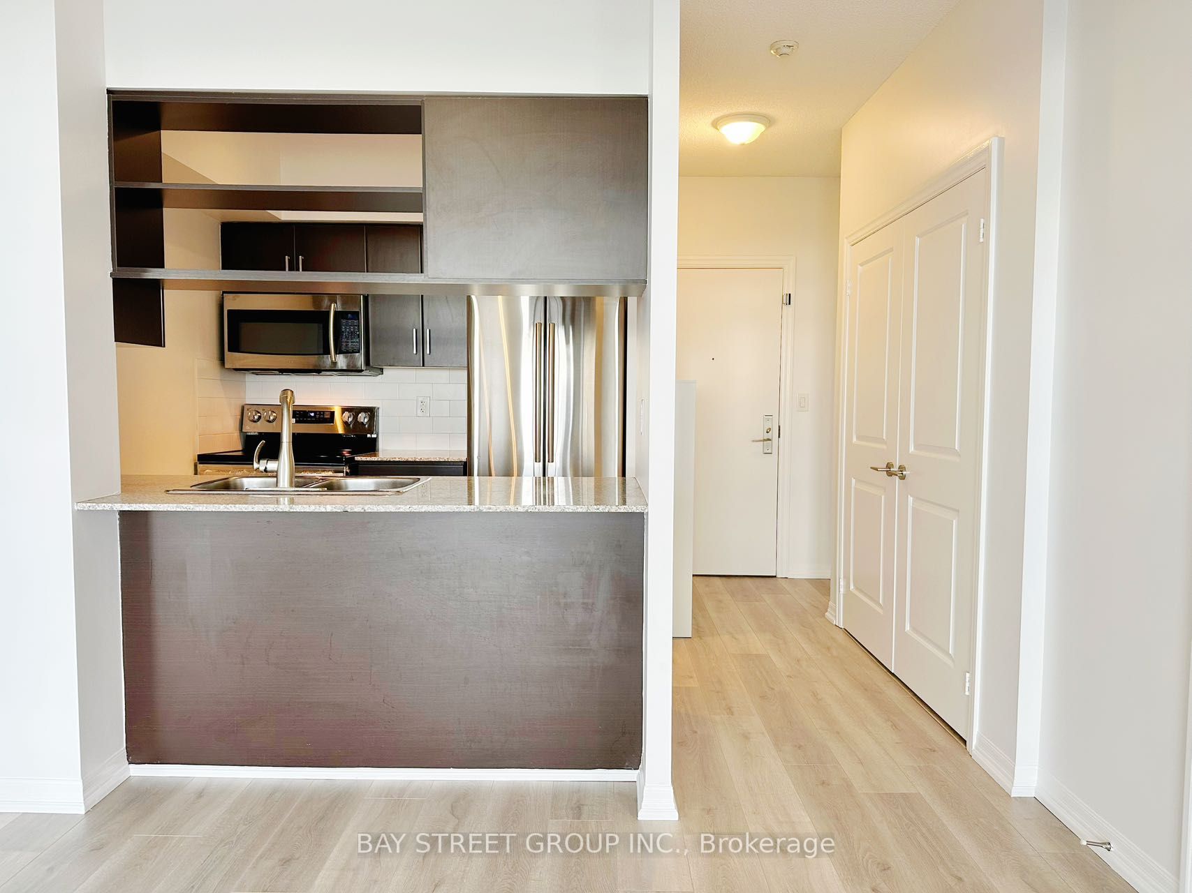 30 Herons Hill Way, #2207