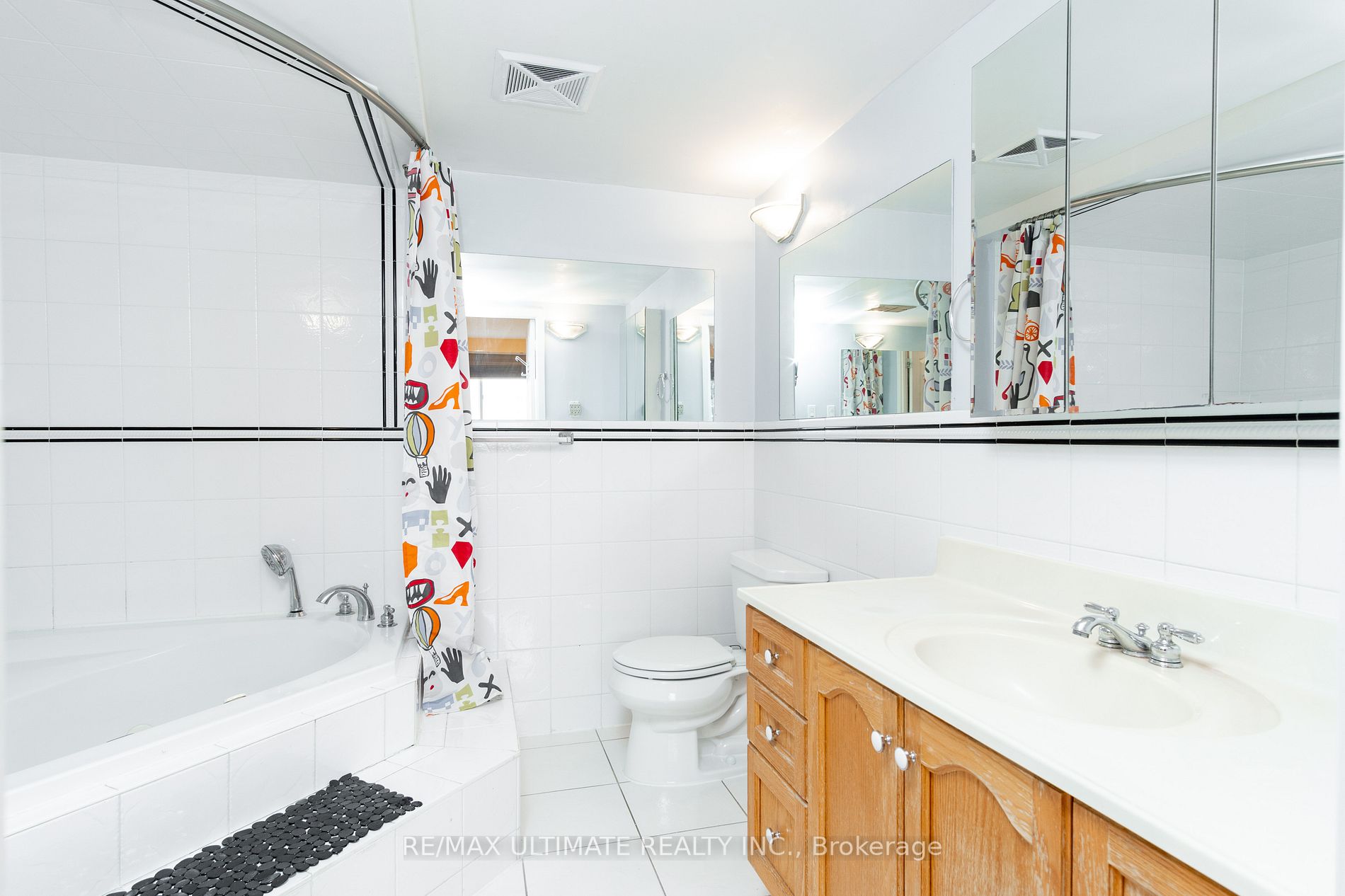 99 Cameron St, #715
