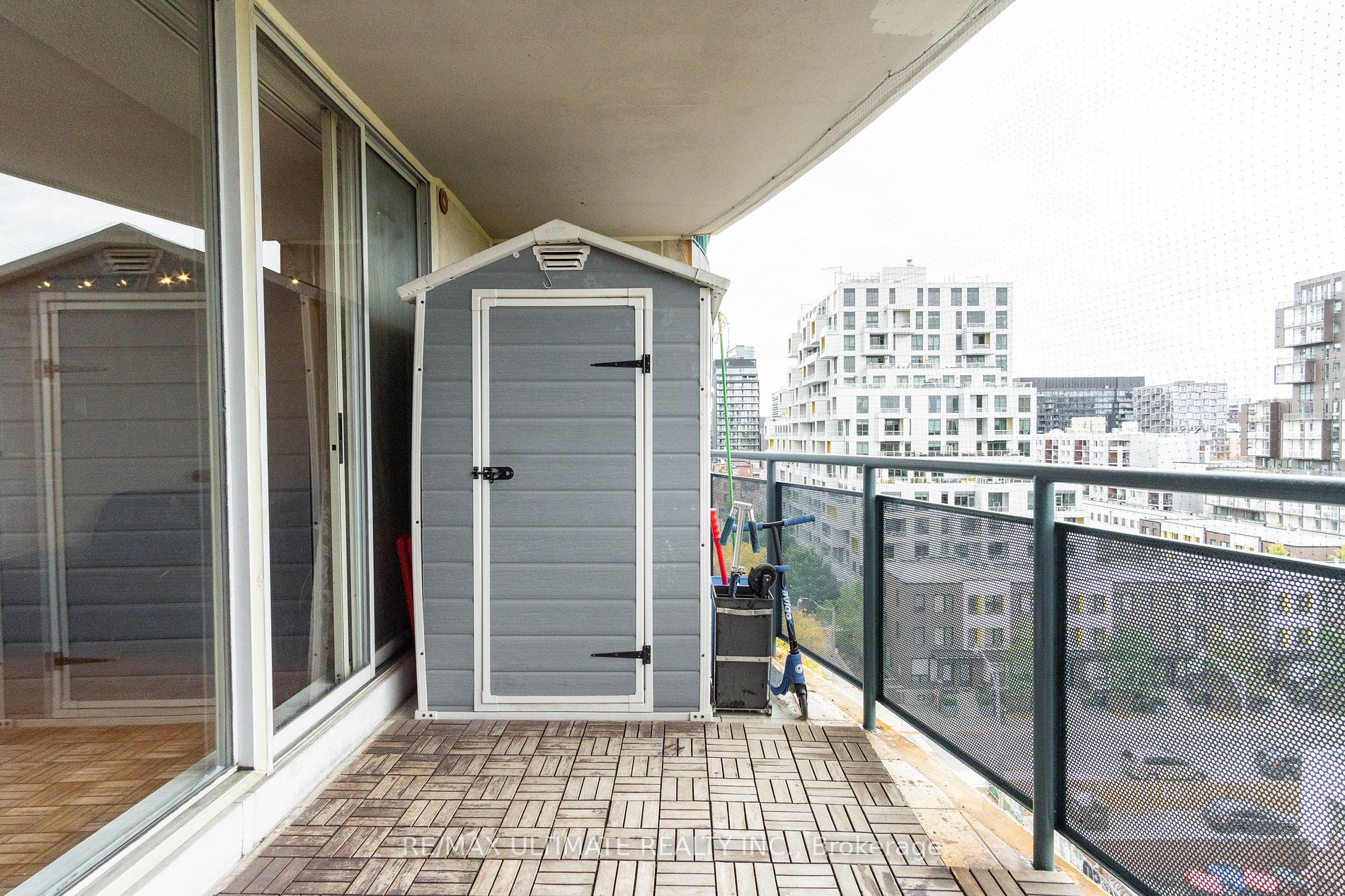 99 Cameron St, #715