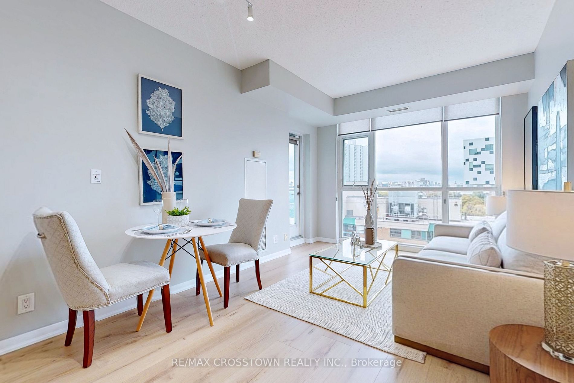 96 St Patrick St, #1010