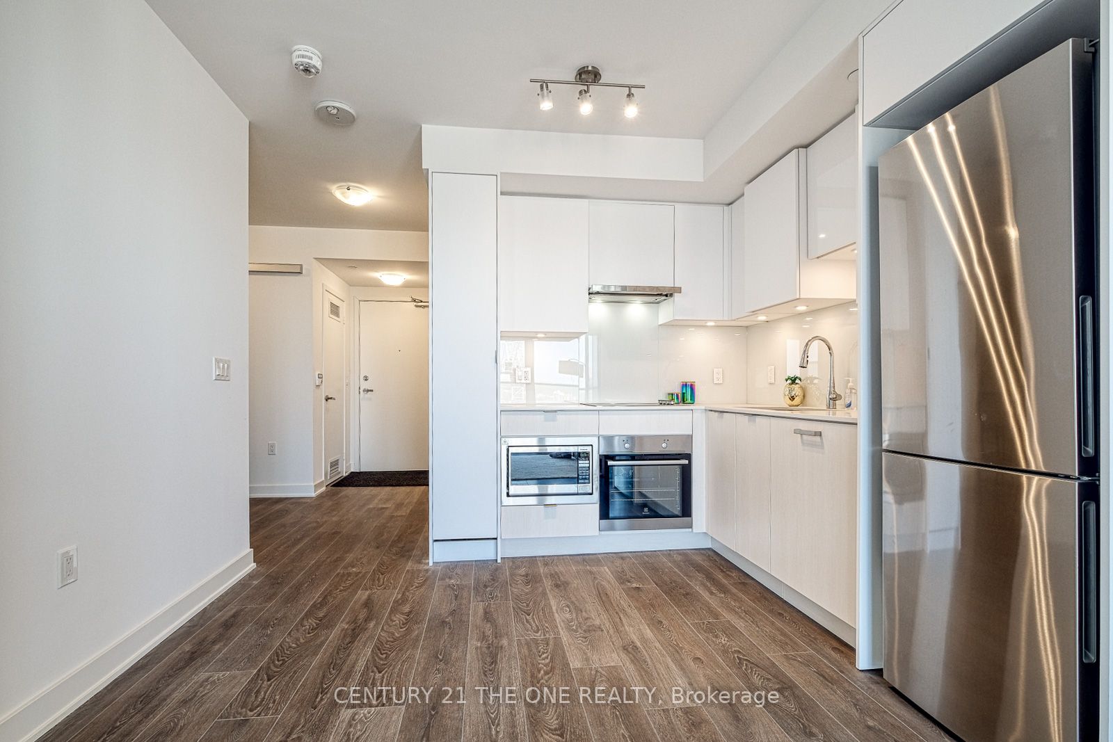 99 Broadway Ave, #2711 Nt